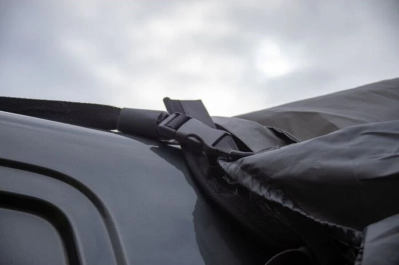 Vango Tailgate AirHub Low Inflatable Awning 2023 - Image 8